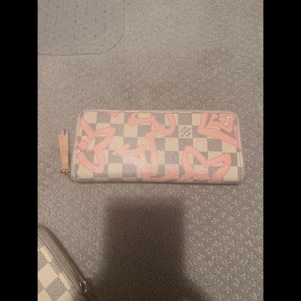 Louis Vuitton Damier Azur Tahitienne Zippy